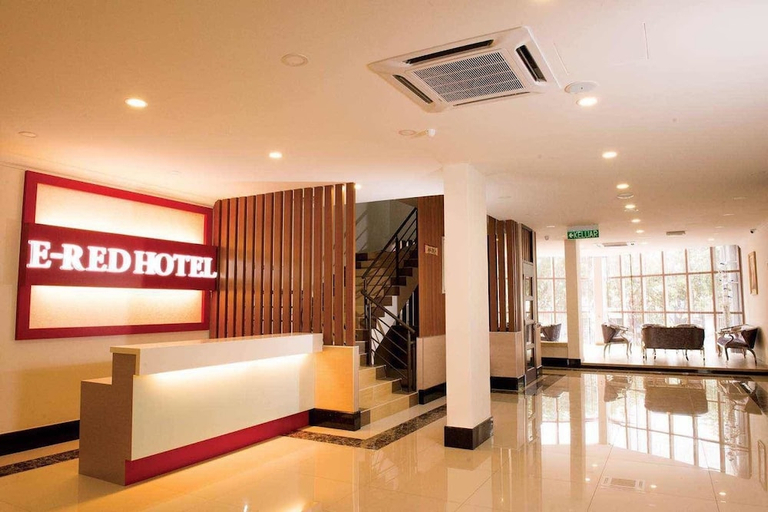Others 4, E RED HOTEL COSMO, Seberang Perai Tengah