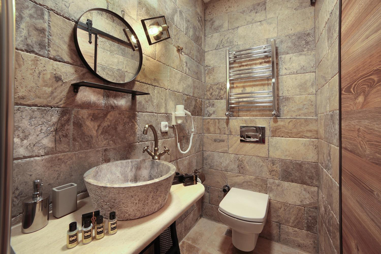 Bathroom, Ardilas Residence, Beyoğlu