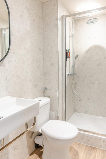 Bathroom 4, Brooks Hotel, Edinburgh