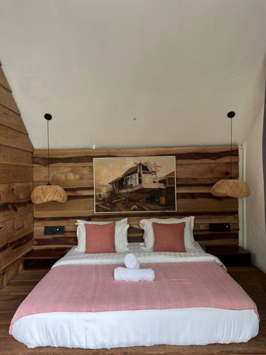 Bedroom 1, Daya Villa, Kampot