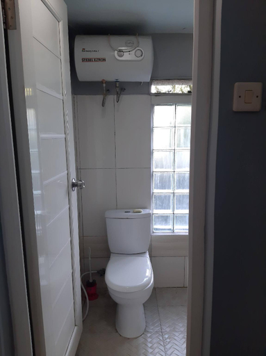 Bathroom, Rumah Kembar Lembang (Family only), Bandung