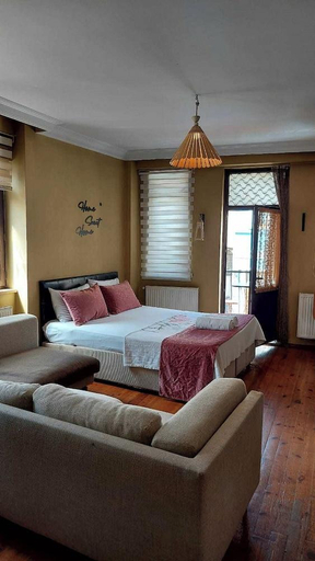 Bedroom 2, Green Bird Suit, Beyoğlu
