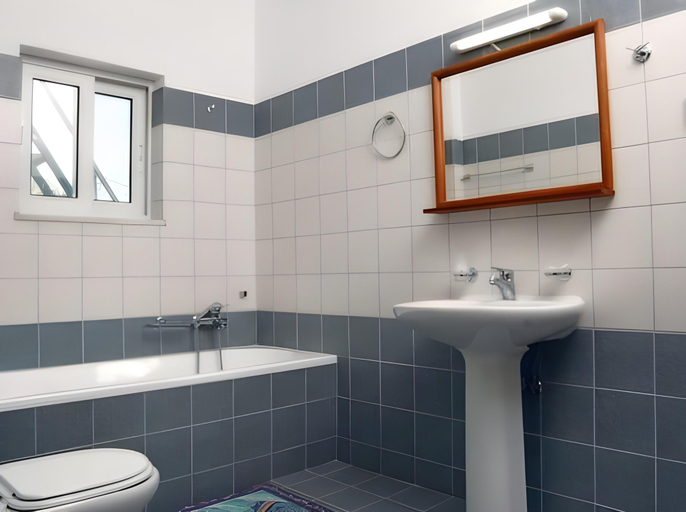 Bathroom 4, Marianna Apartments, Crete