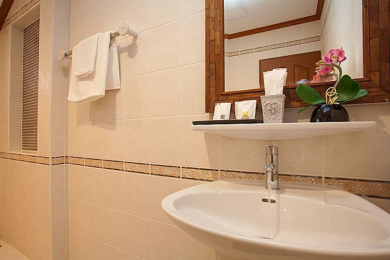2, Villa Timberland Lanna Villa 403 - 4 Beds, Sattahip