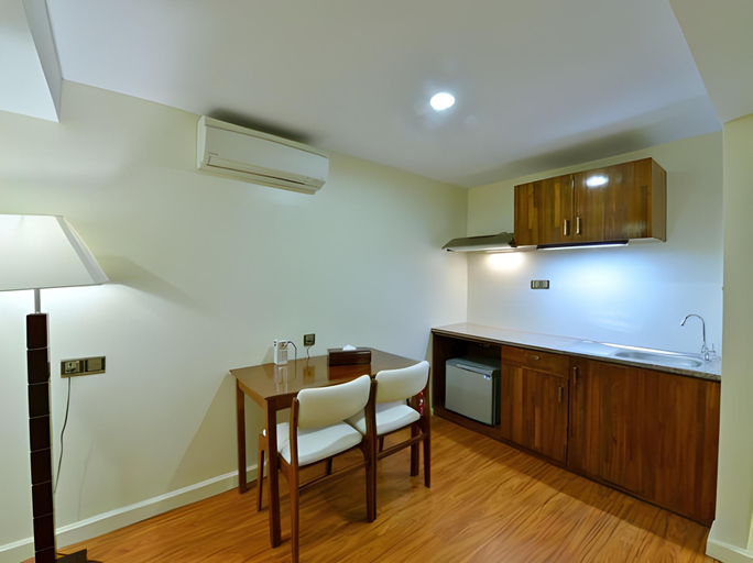 Others 2, Hotel KBA, Yangon