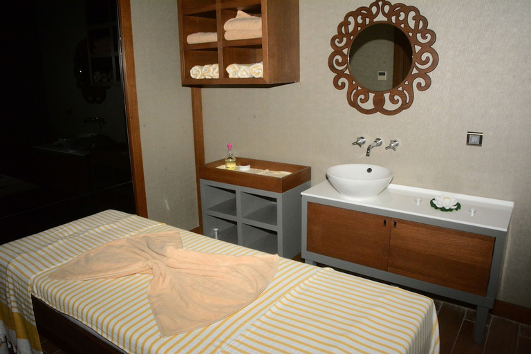 Bathroom 5, Wind of Lara Hotel and SPA, Antalya