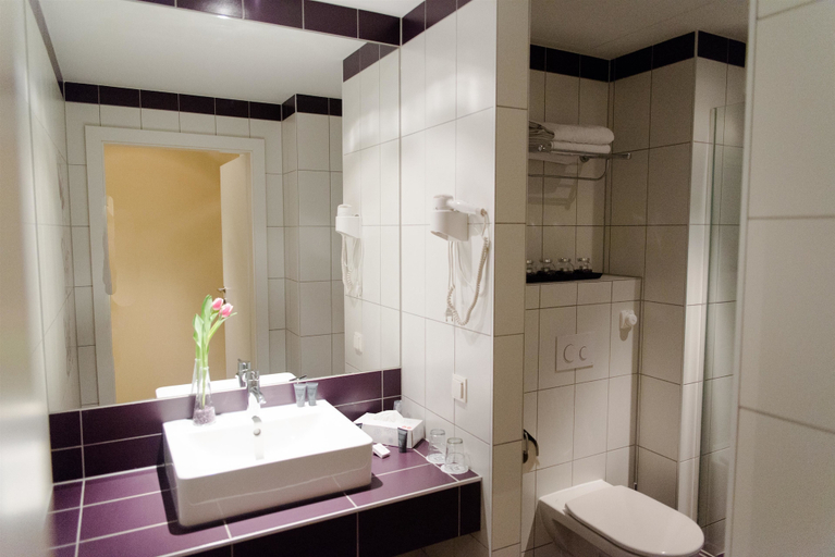 Bathroom 4, elaya hotel vienna city west, Trademark by Wyndham, Wien