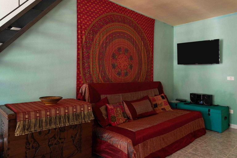 Bedroom 3, Villa Shanti Yoga & Meditation, Livorno