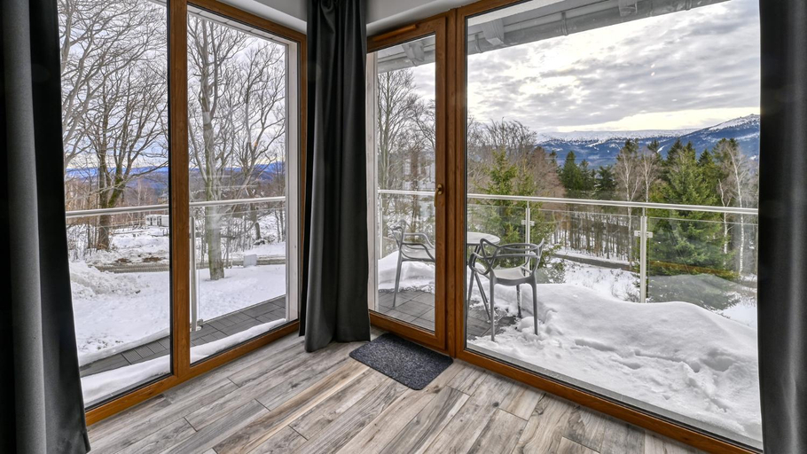 Others 3, Apartamenty ROYAL APARTS VIP Widok 800 - z panorama gor, Jelenia Góra