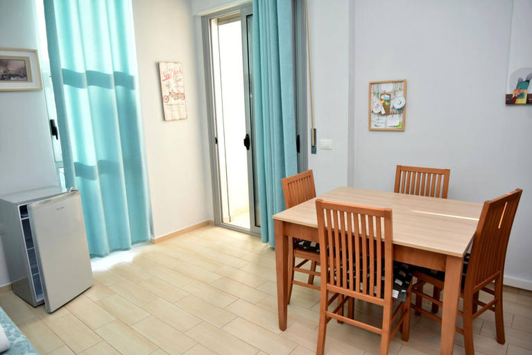 Others 4, Arianiti Guesthouse, Vlorës