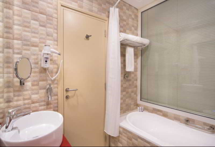 Bathroom 4, Reflections Hotel Dubai, Dubai
