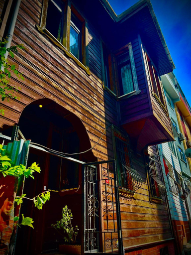Others 4, VENI VIDI DORMI, Kadıköy