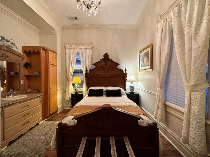 Bedroom 2, Amethyst Garden, Chatham