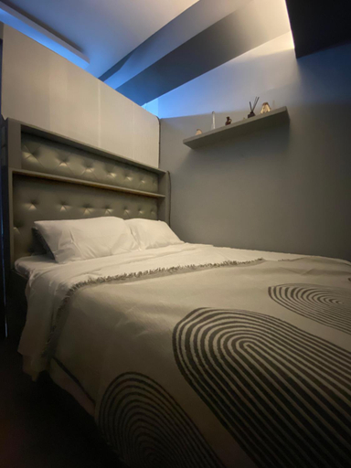 Others 2, Vinia residences versaflats, Quezon City