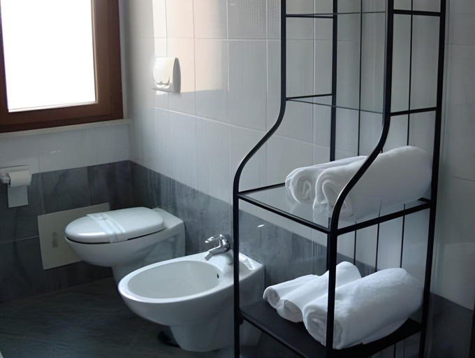 Bathroom 4, B&B Casazze Dream, Mantua