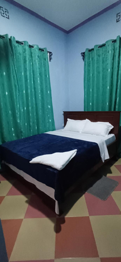Bedroom 2, Lasts minute lodge, Siha