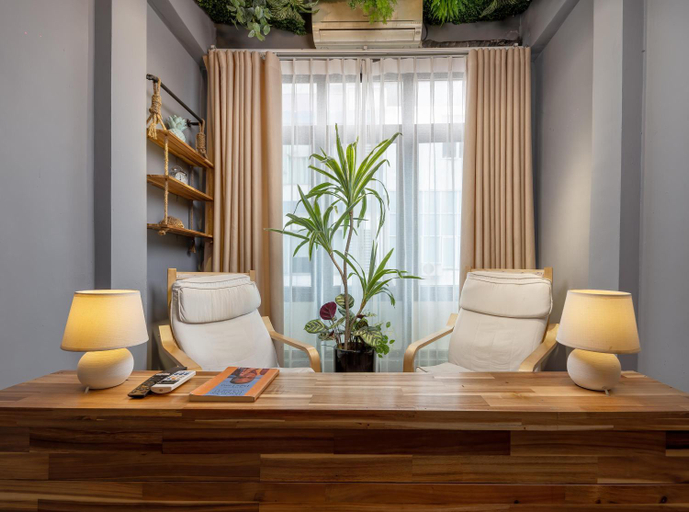 Others 5, Trinh's House - Hang Vai, Hoàn Kiếm