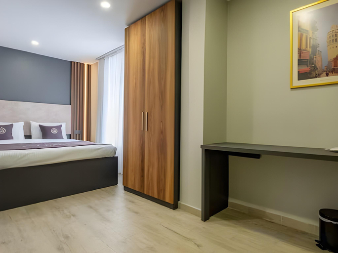 Bedroom 2, Fly Point Airport Hotel, Arnavutkoy