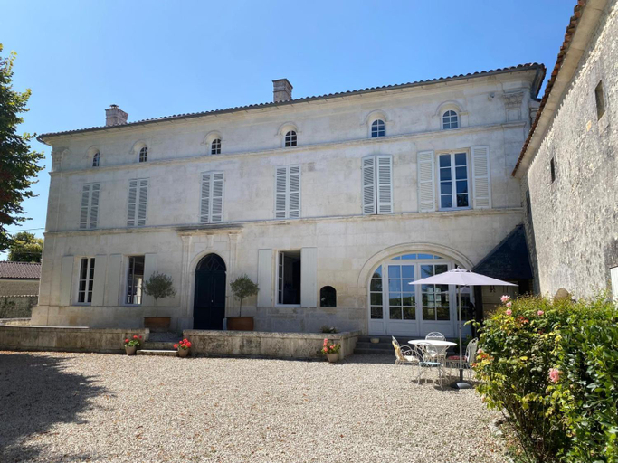Others 2, Le Mas, Chambres d'Hotes, Verrieres, Charente