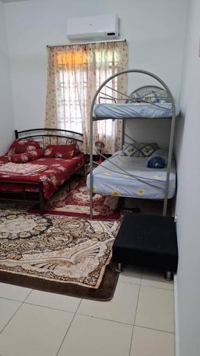 Bedroom 2, Homestay Cikgu D'Bestari, Jasin