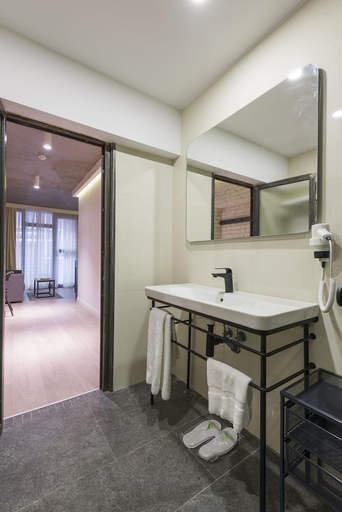 Bathroom 4, Hotel Fitas Oda, Beyoğlu