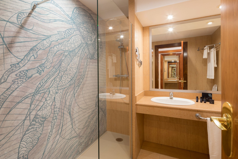 Bathroom 5, Hotel H TOP Amaika, Barcelona