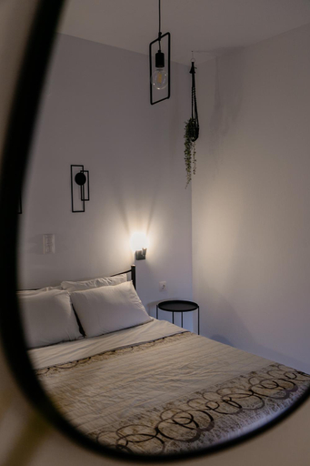 Others 3, Villa Lemona, Epirus