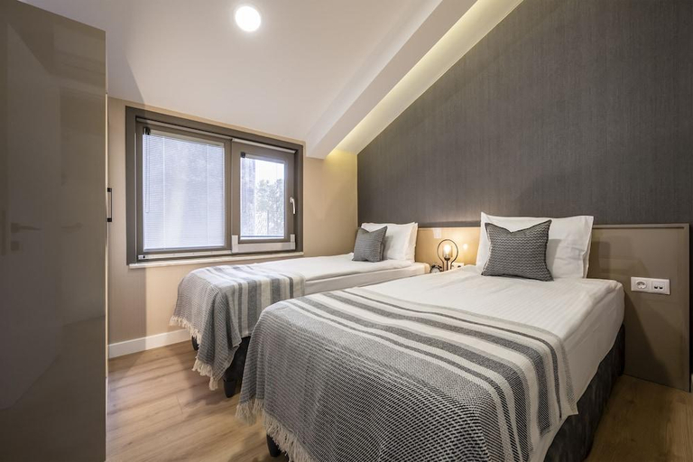 Bedroom 4, Ciragan Bosphorus Apartments, Beşiktaş