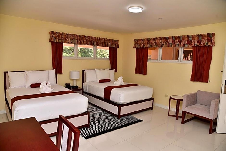 Bedroom 2, Hotel Grand A View