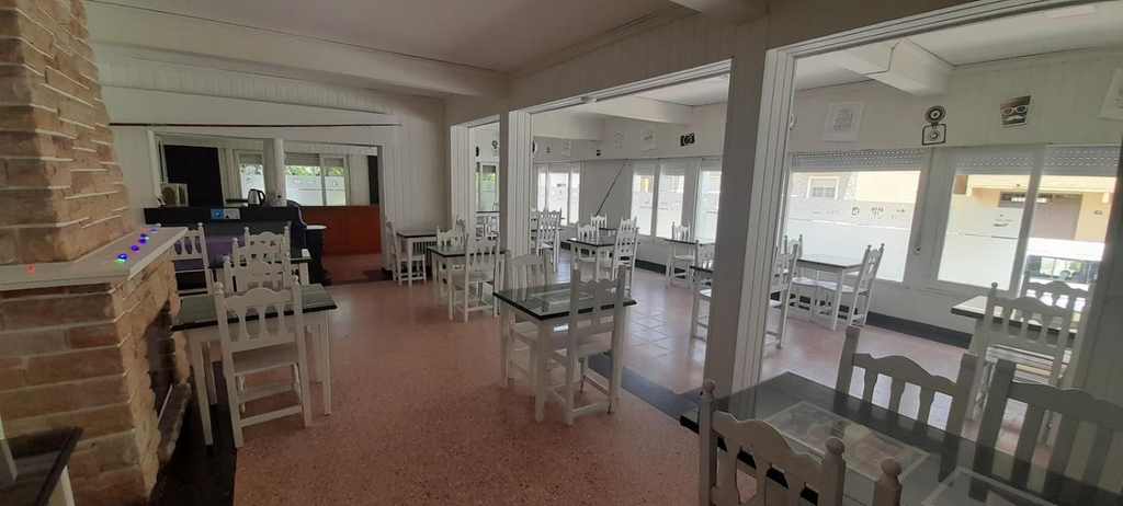 2, Hotel Capri, Villa Gesell