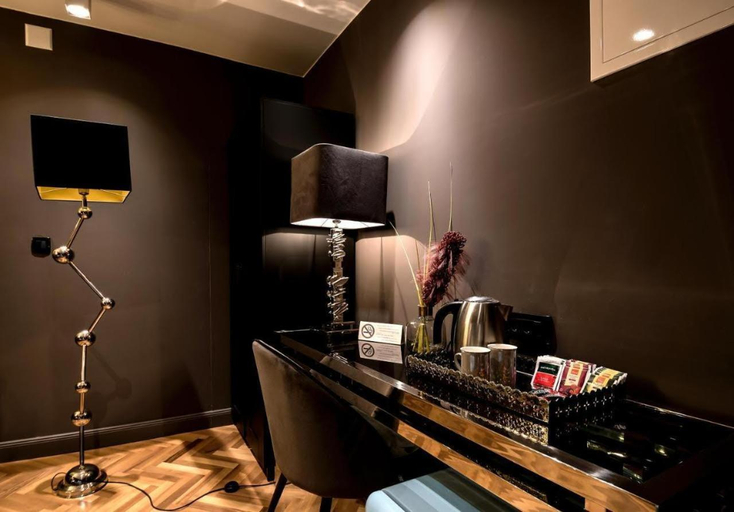 Others 3, ARTALE 07 Design Rooms II, Split
