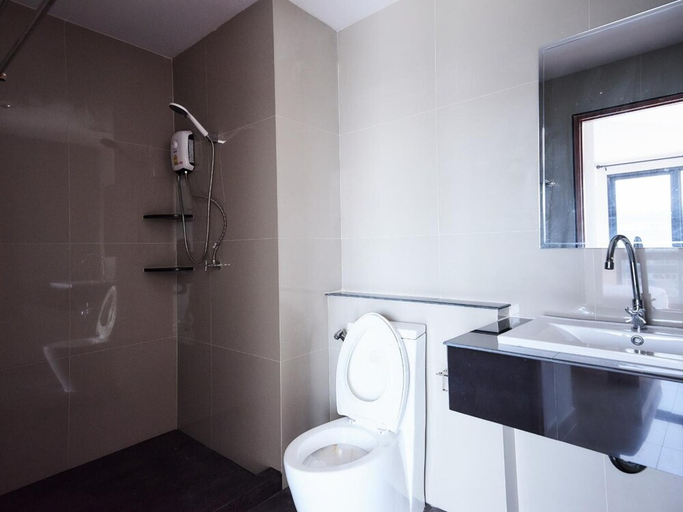 Bathroom 5, Baan Pakdi Pattaya, Pattaya