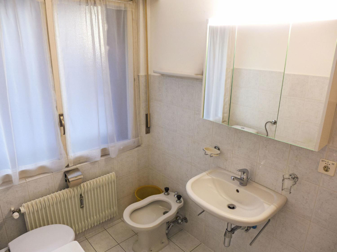 Bathroom 3, Apartment Grand Large A 18 by Interhome, Sierre