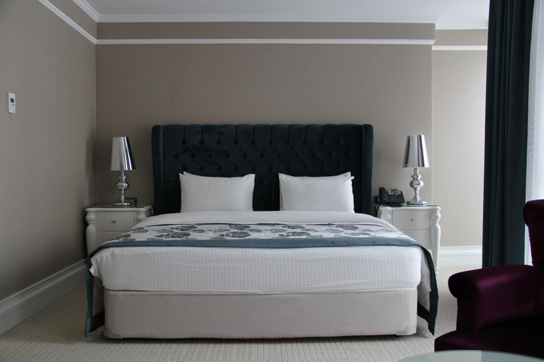 Bedroom 3, Metropolitan Hotels Taksim, Beyoğlu
