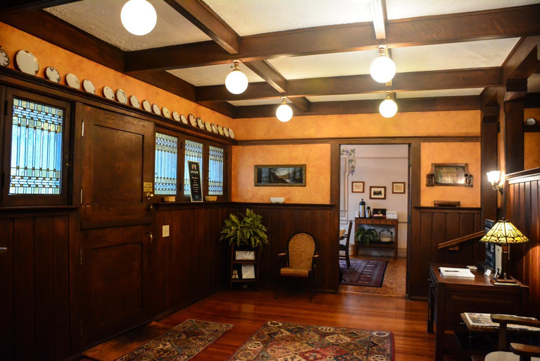 Public Area 2, Stone Soup Inn, Indianapolis