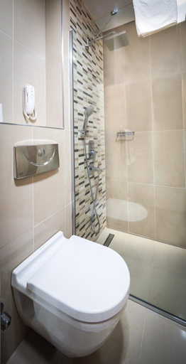 Bathroom 4, Orka Royal Hotel, Fatih