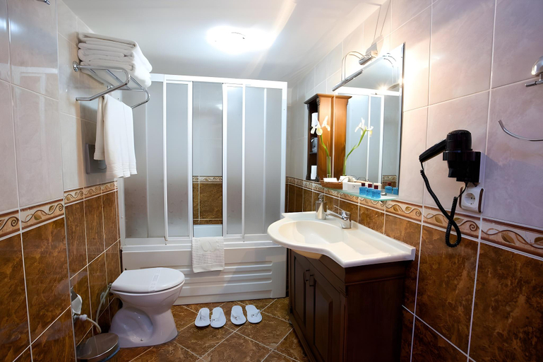 Bathroom 5, Assos Hotel Istanbul, Fatih