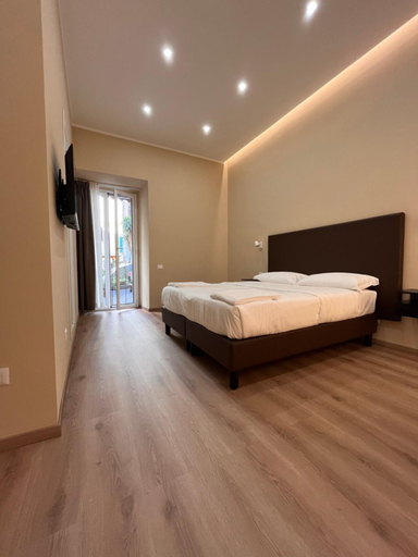 Bedroom 2, Colosseum Deluxe, Roma