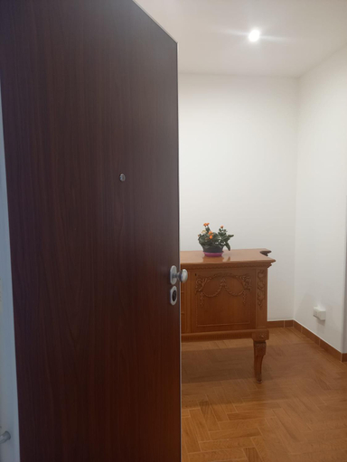 Others 5, L'Attico di Matilde, Syracuse