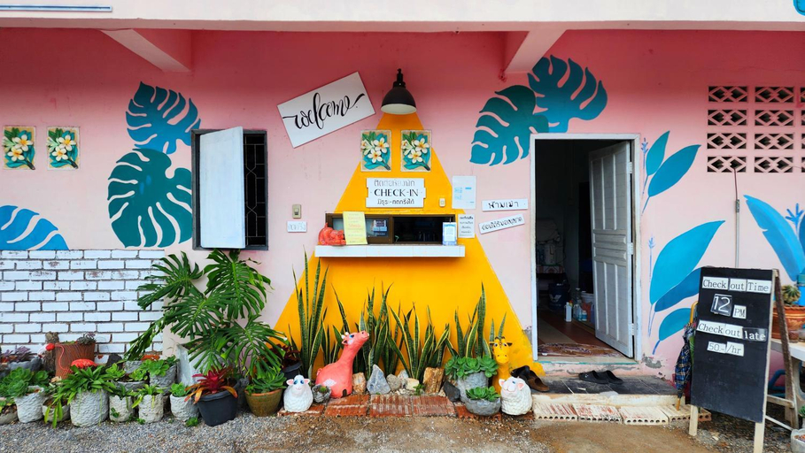Public Area 2, Ingpha Room for rent, Muang Satun