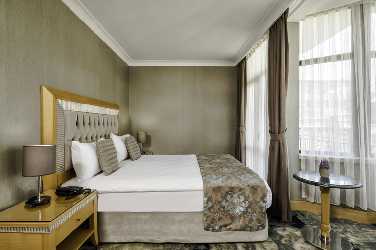 Bedroom 2, AHC Taksim Hotel, Beyoğlu