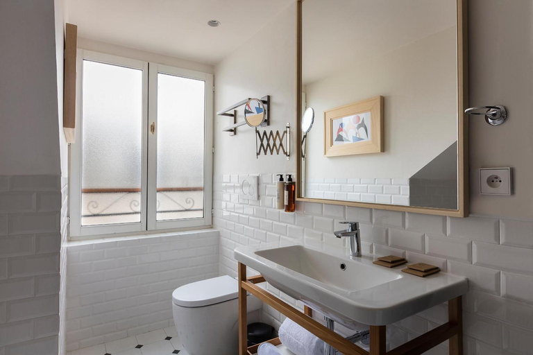 Bathroom 3, Hotel Pulitzer, Paris