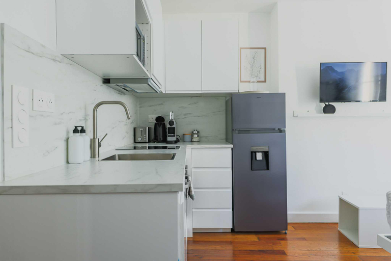 Kitchen 5, Charming apartment-1BR-3P-Ternes, Paris
