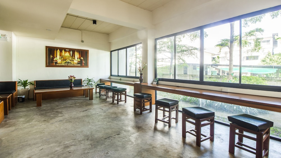 Food & Drinks, B2 Chiang Rai Boutique Budget Hotel, Muang Chiang Rai