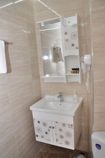 Bathroom 4, Къща за гости КИТАНОВ, Pomorie