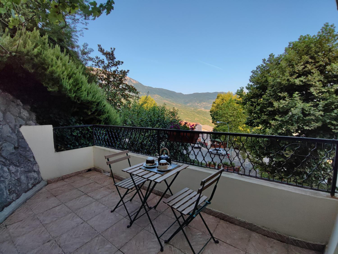 Others 5, Amoroso's house, affittacamere, Pescara