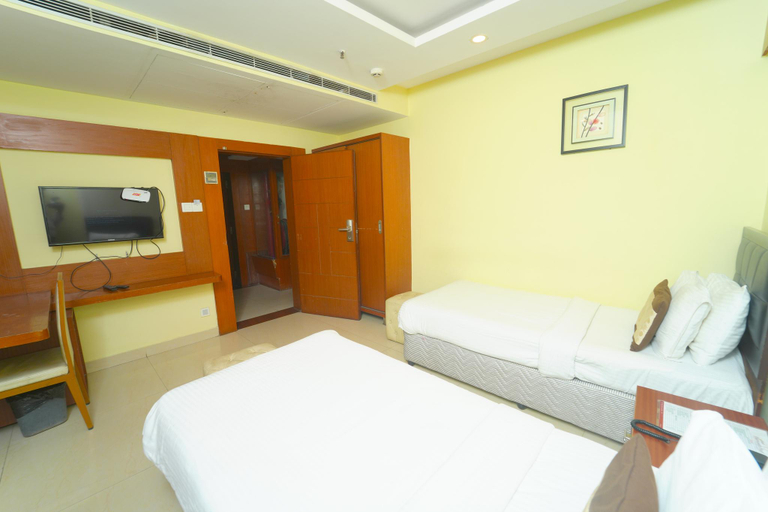 Bedroom 3, Hotel Diamonds Pearl, Visakhapatnam
