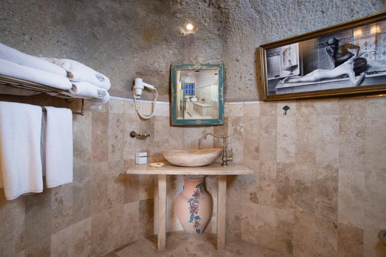 Bathroom 3, Cappadocia Fairy Chimneys Selfie Cave Hotel, Nevşehir