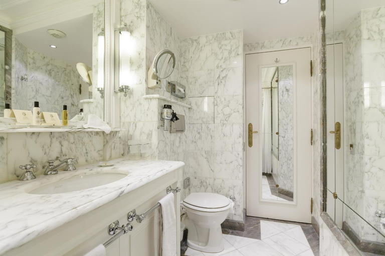 Bathroom 4, Hotel Luxembourg Parc, Paris