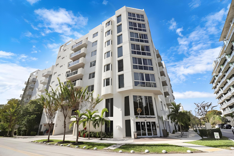 Exterior & Views 1, Roami at Habitat Brickell, Miami-Dade